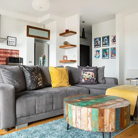 Bemowo Kocjana 2-bedroom By Bookinghost Warszawa