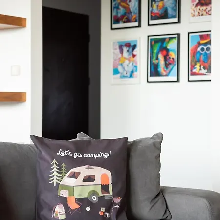 Apartmán Bemowo Kocjana 2-bedroom By Bookinghost