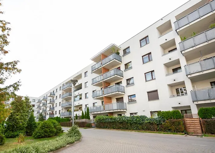 Appartamento Bemowo Kocjana 2-bedroom By Bookinghost