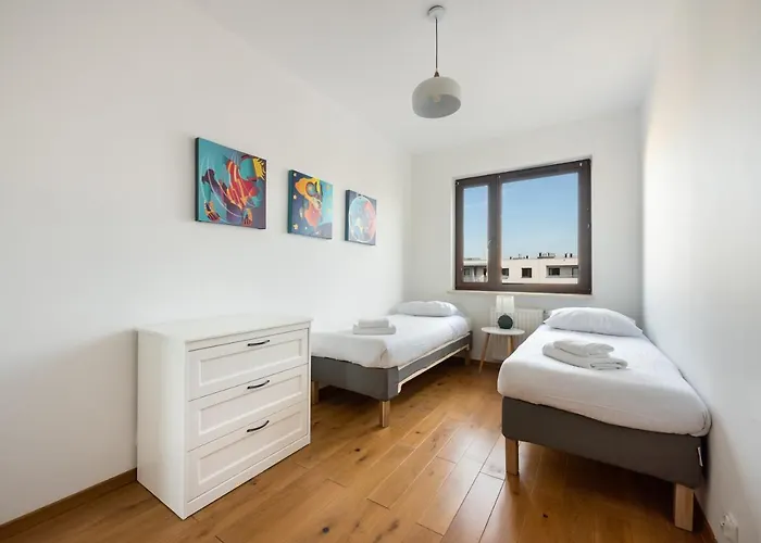 Appartamento Bemowo Kocjana 2-bedroom By Bookinghost *