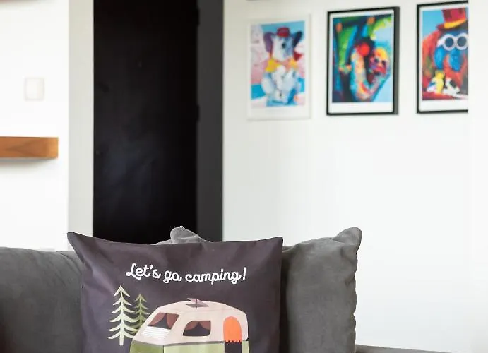 Appartamento Bemowo Kocjana 2-bedroom By Bookinghost