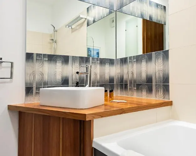 Appartamento Bemowo Kocjana 2-bedroom By Bookinghost Varsavia