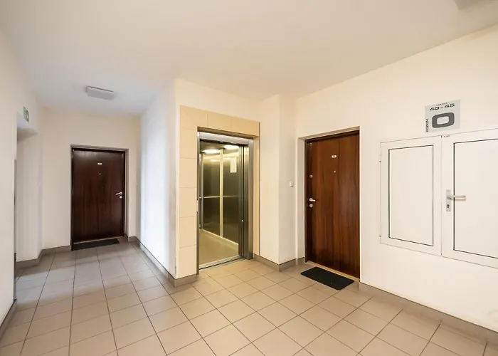 Bemowo Kocjana 2-bedroom By Bookinghost *